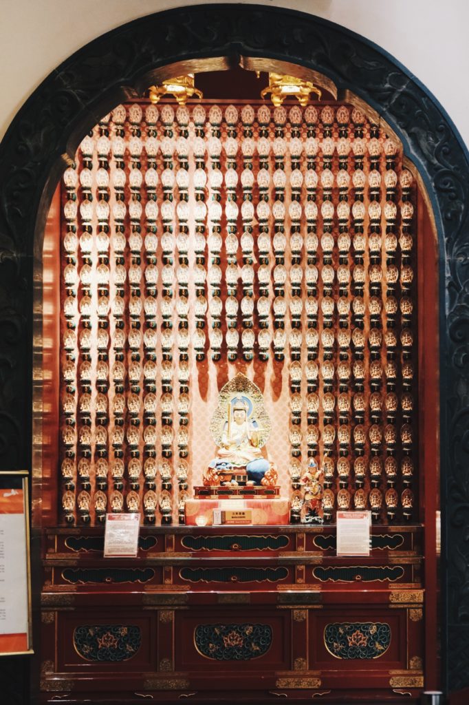 Interior Buddha Tooth Relic Temple en Singapur