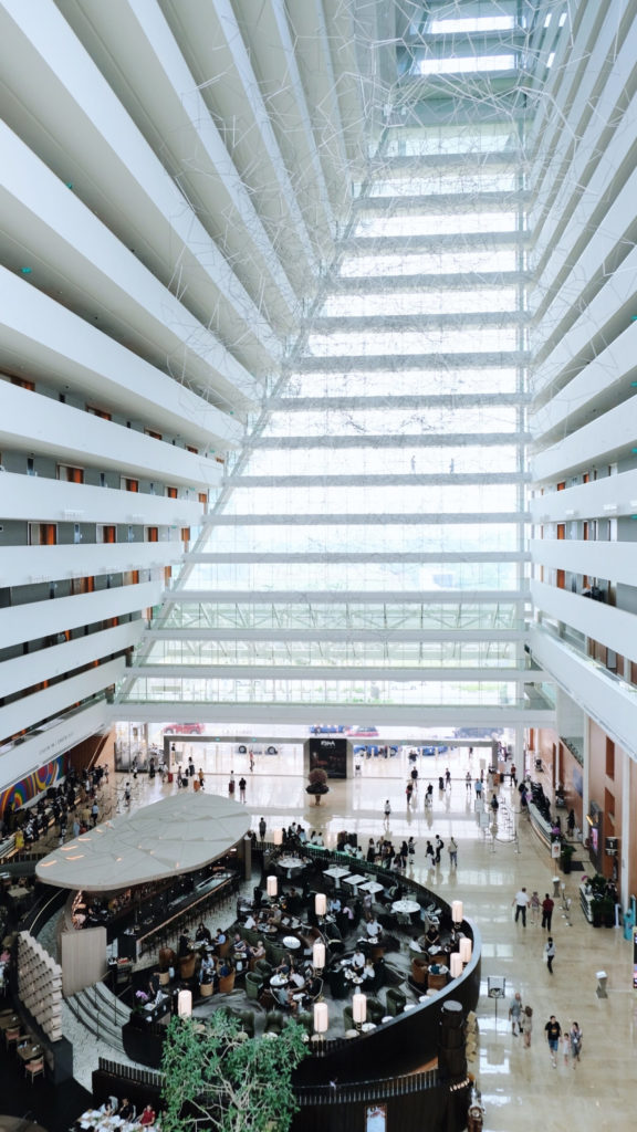 Interior de Marina Bay Sands en Singapur