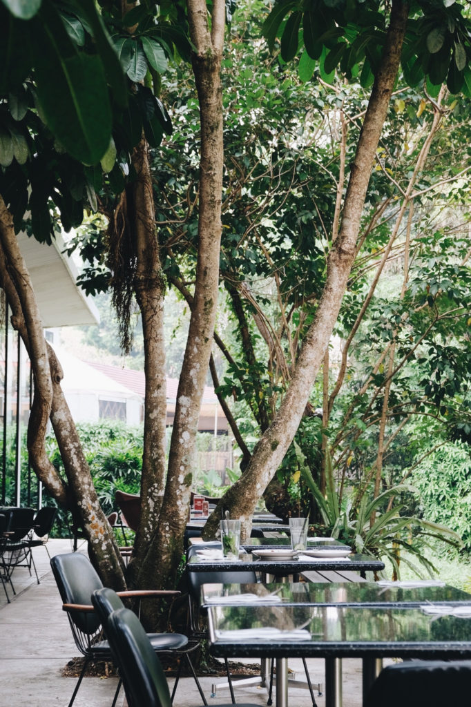 Interior de PS Cafe Harding en Singapur